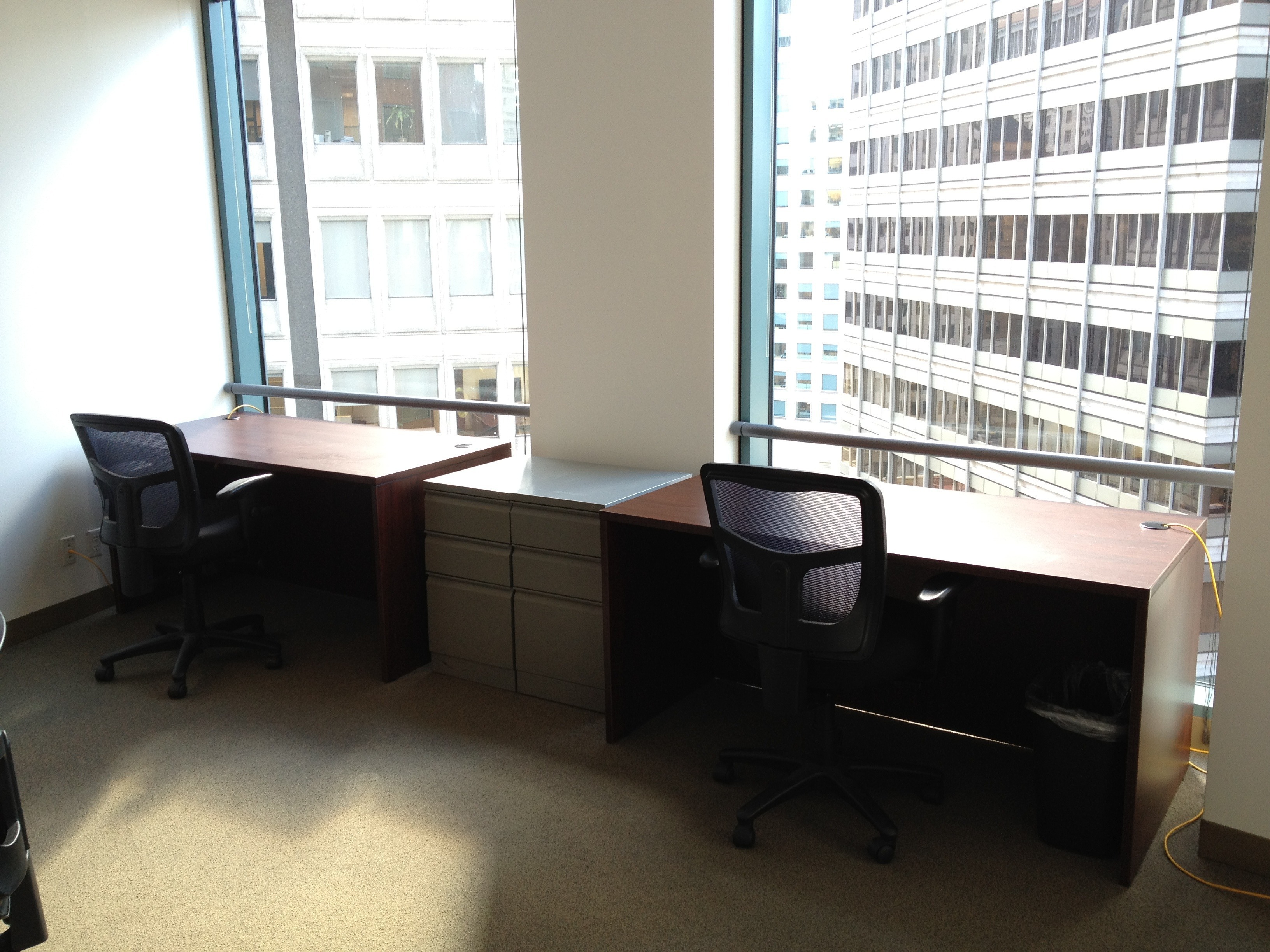 Meeting Room / Private Office