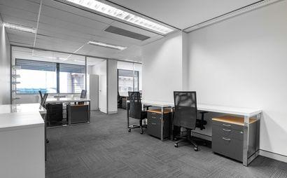 Open plan office space for 10 persons in Regus Australia Square Plaza Open plan office space for 10 persons in Regus Australia Square Plaza