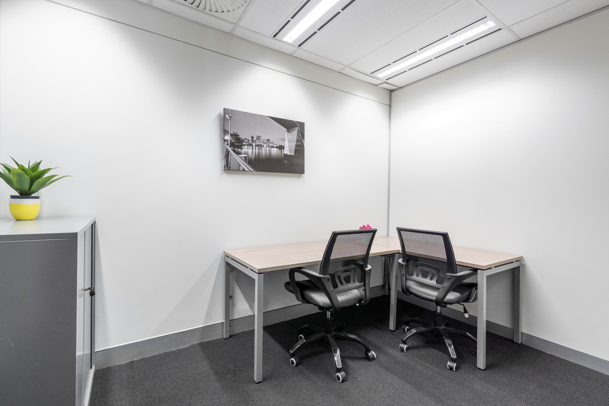 Flexible office memberships in Regus Northbank