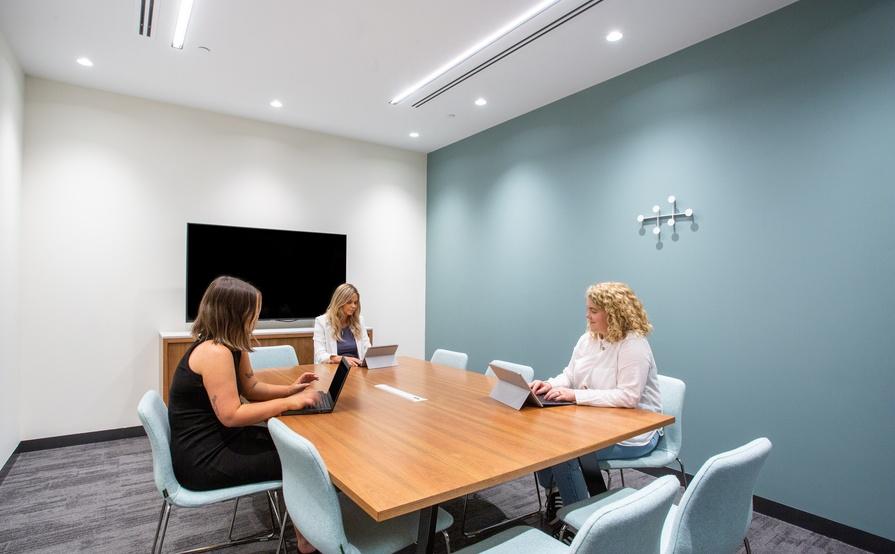 Tailor-made dream offices for 5 persons in Spaces One Melbourne Quarter Tailor-made dream offices for 5 persons in Spaces One Melbourne Quarter