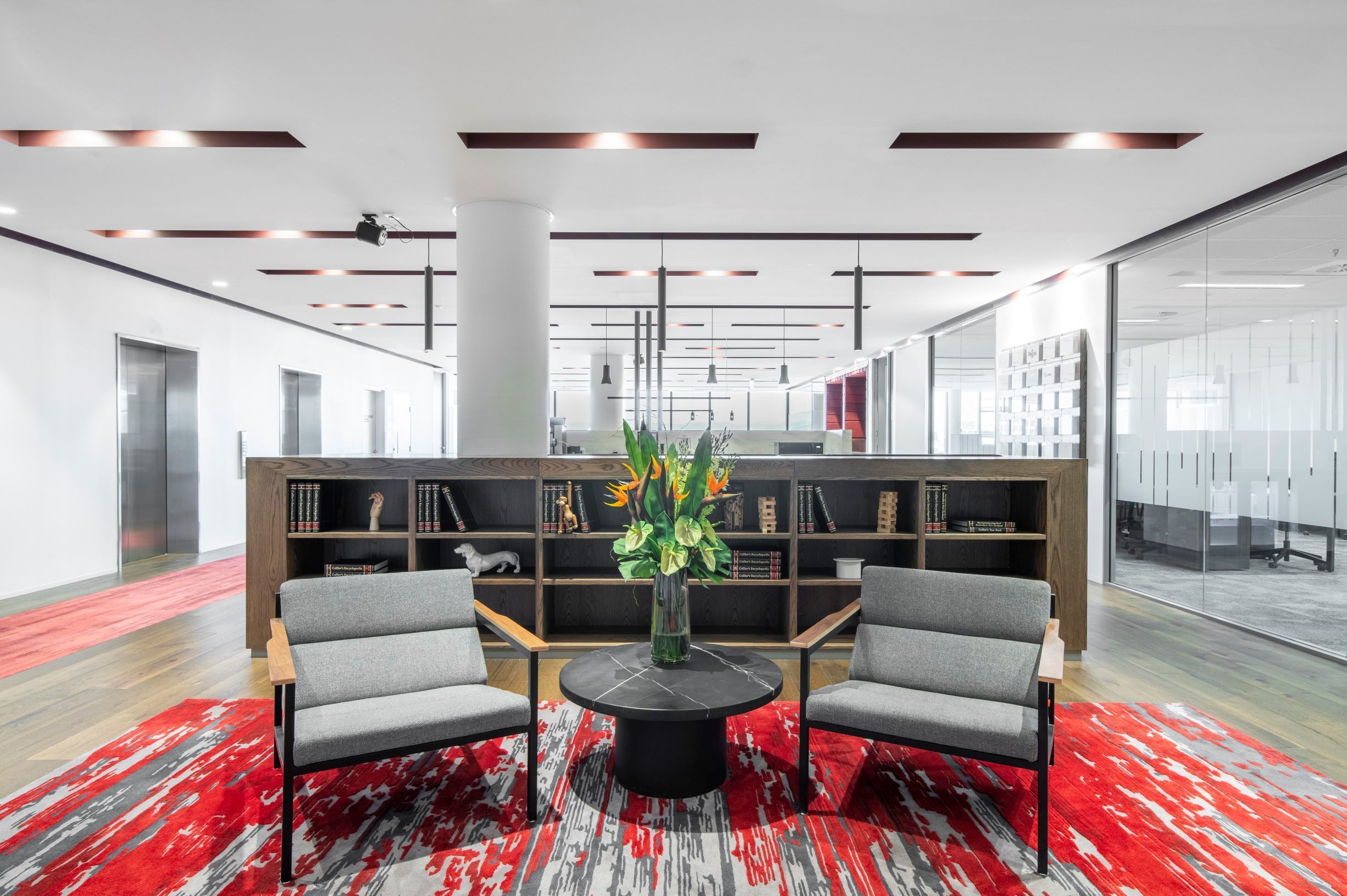 All-inclusive access to coworking space in Regus 121 Marcus Clarke St