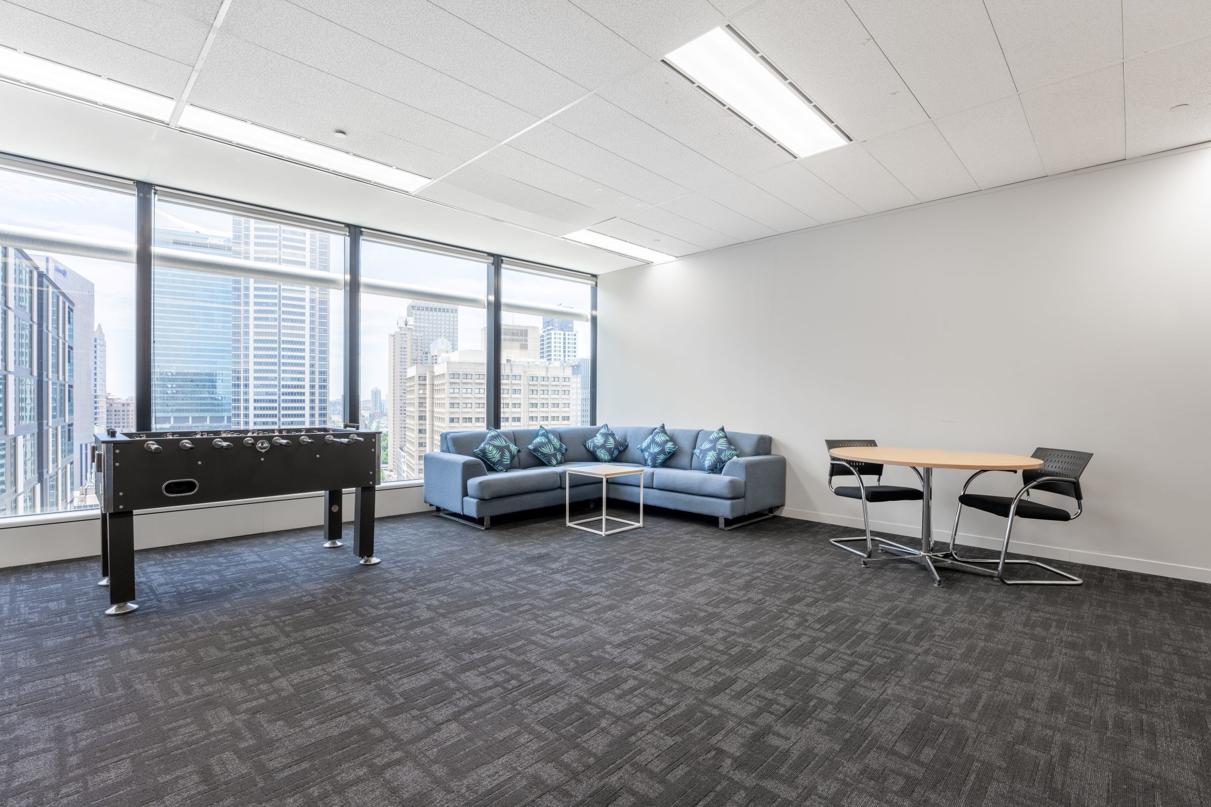 Find office space in Regus Darling Park for 5 persons with everything taken care of Find office space in Regus Darling Park for 5 persons with everything taken care of