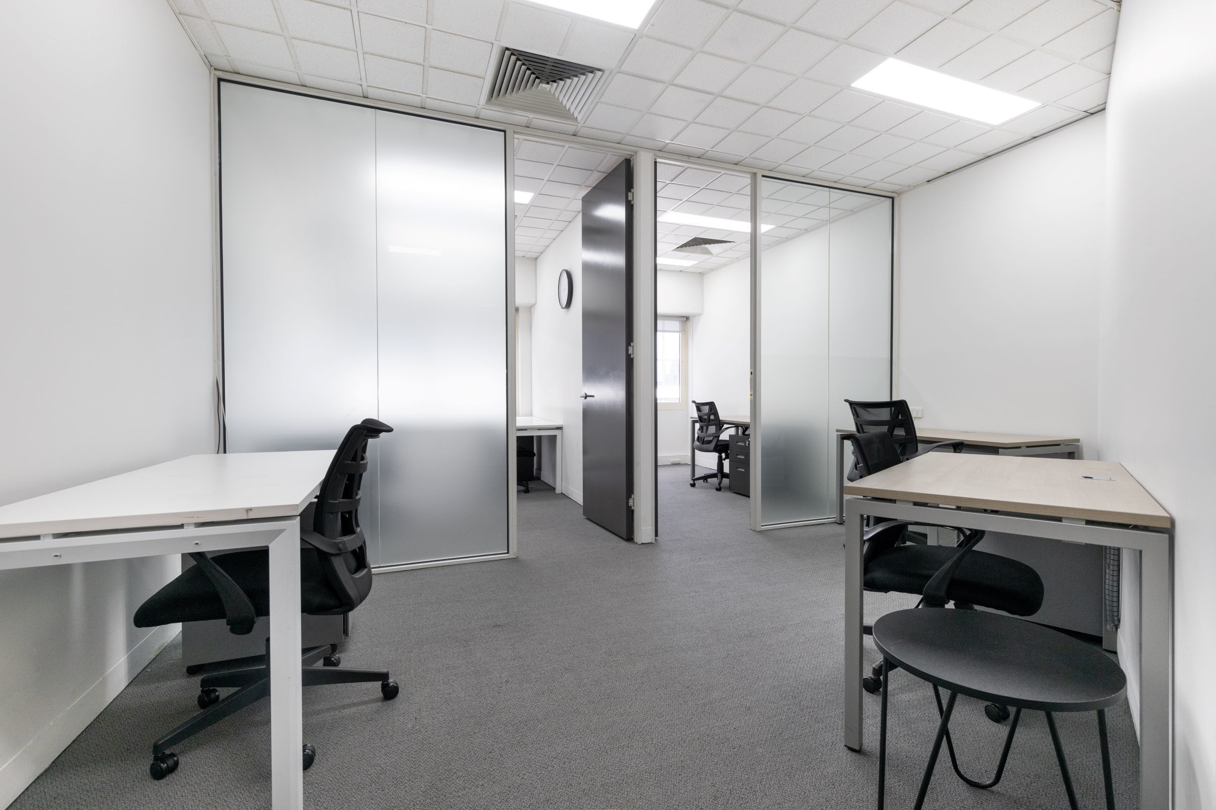 Find office space in Regus Citigroup Centre for 5 persons with everything taken care of Find office space in Regus Citigroup Centre for 5 persons with everything taken care of