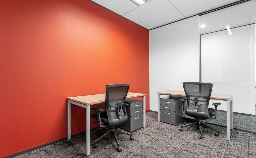 Private office space tailored to your business’ unique needs in Regus Citigroup Centre