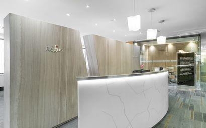 Move into ready-to-use open plan office space for 10 persons in Regus St Martins Tower Move into ready-to-use open plan office space for 10 persons in Regus St Martins Tower