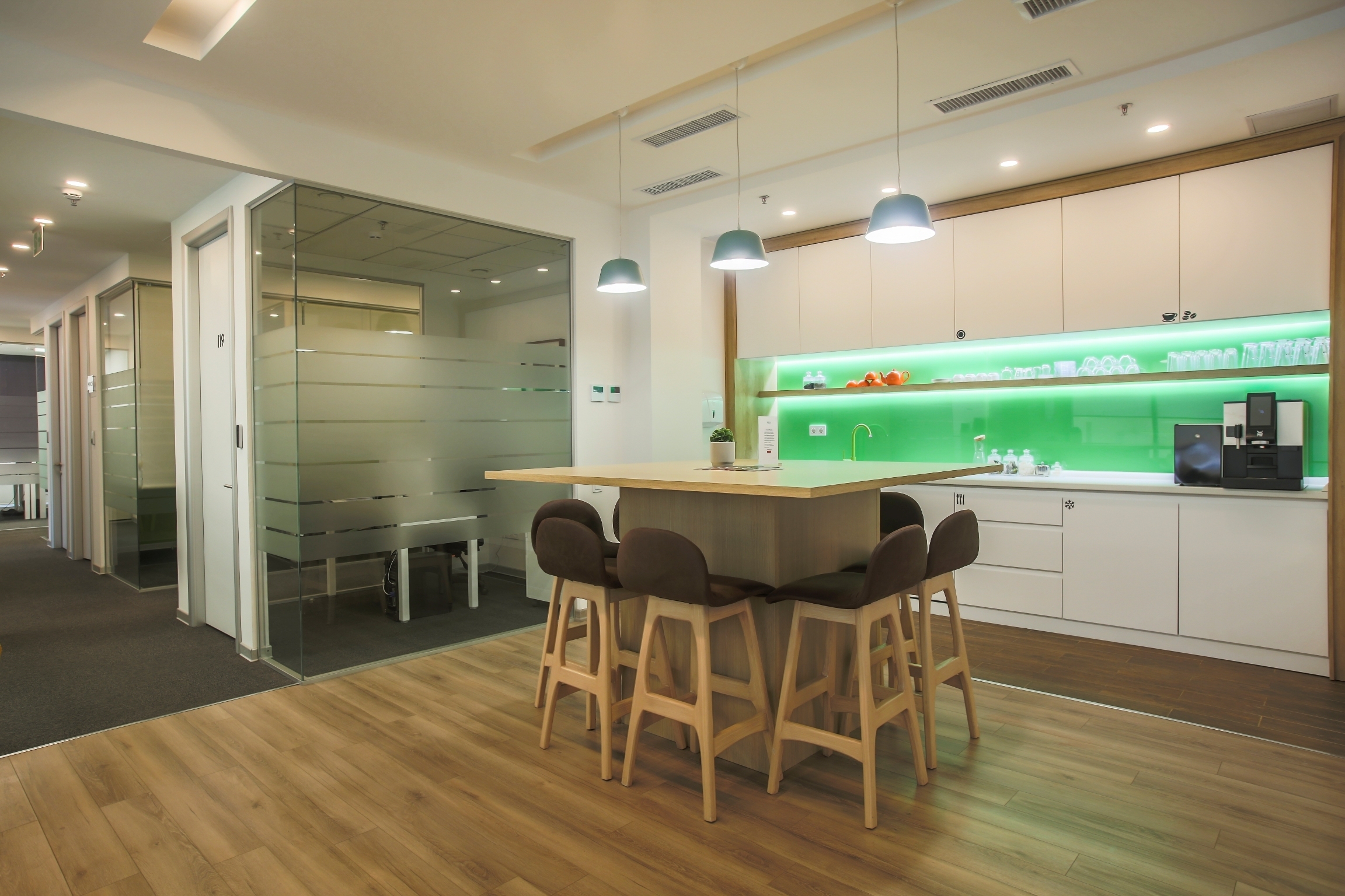 Private office for 4 people in Regus Opera & Ballet Private office for 4 people in Regus Opera & Ballet