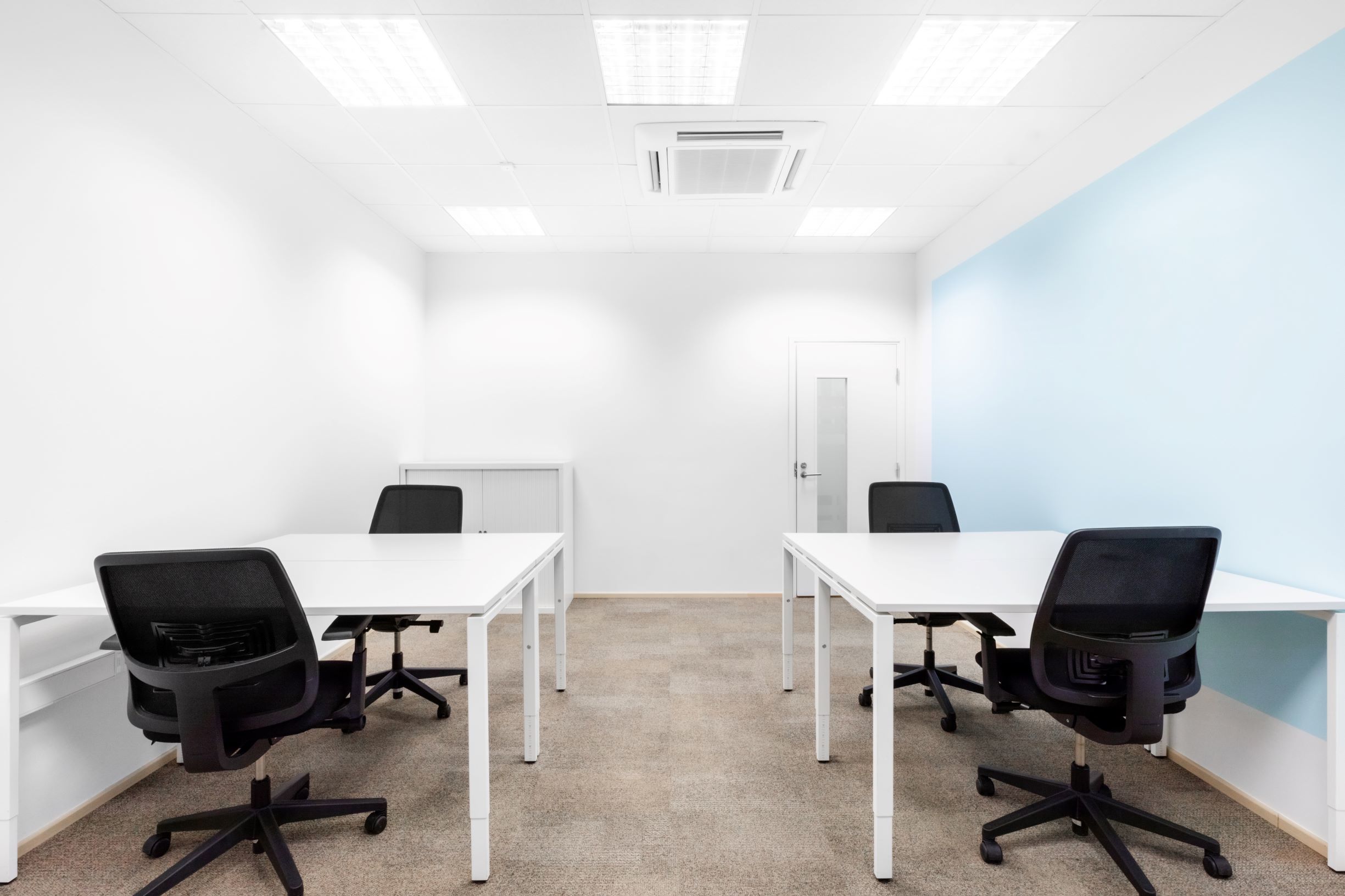 Find office space in Regus 385 Bourke Street for 3 persons with everything taken care of Find office space in Regus 385 Bourke Street for 3 persons with everything taken care of