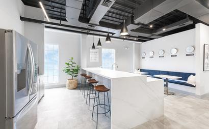 Private office for 4 people in Cayman Islands, The White House Private office for 4 people in Cayman Islands, The White House