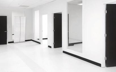 Suite 2001 - 823sqft Suite 2001 - 823sqft