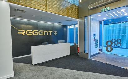 Desk Regent Desk Regent