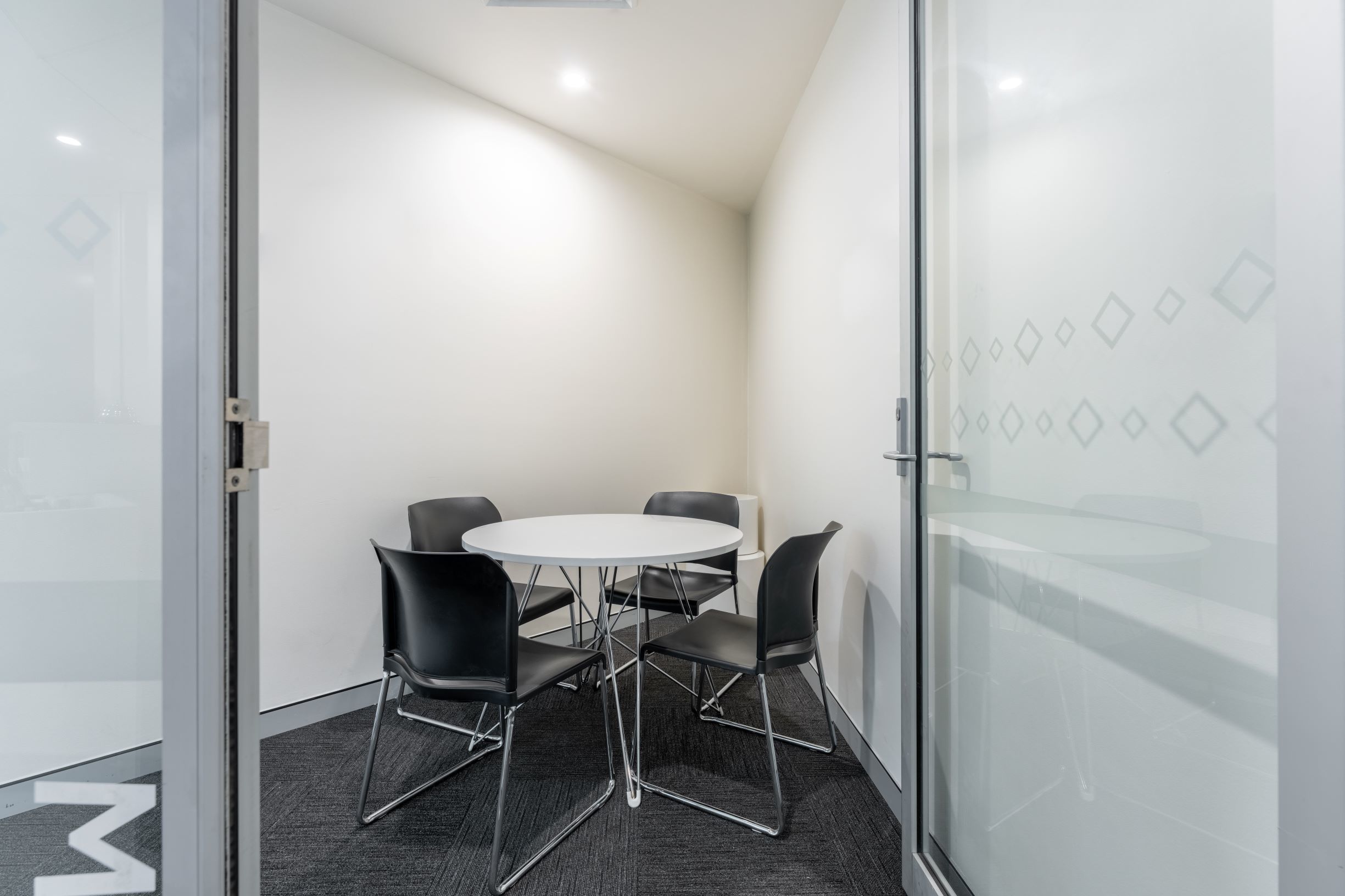 Flexible workspace in Regus Burelli Street 