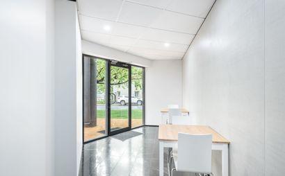 Move into ready-to-use open plan office space for 10 persons in Regus Kingston Move into ready-to-use open plan office space for 10 persons in Regus Kingston