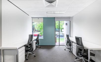 Move into ready-to-use open plan office space for 15 persons in Regus Kingston Move into ready-to-use open plan office space for 15 persons in Regus Kingston