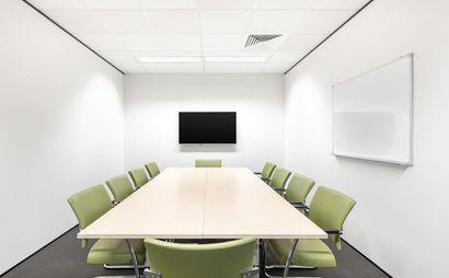 Move into ready-to-use open plan office space for 15 persons in Regus Kingston Move into ready-to-use open plan office space for 15 persons in Regus Kingston