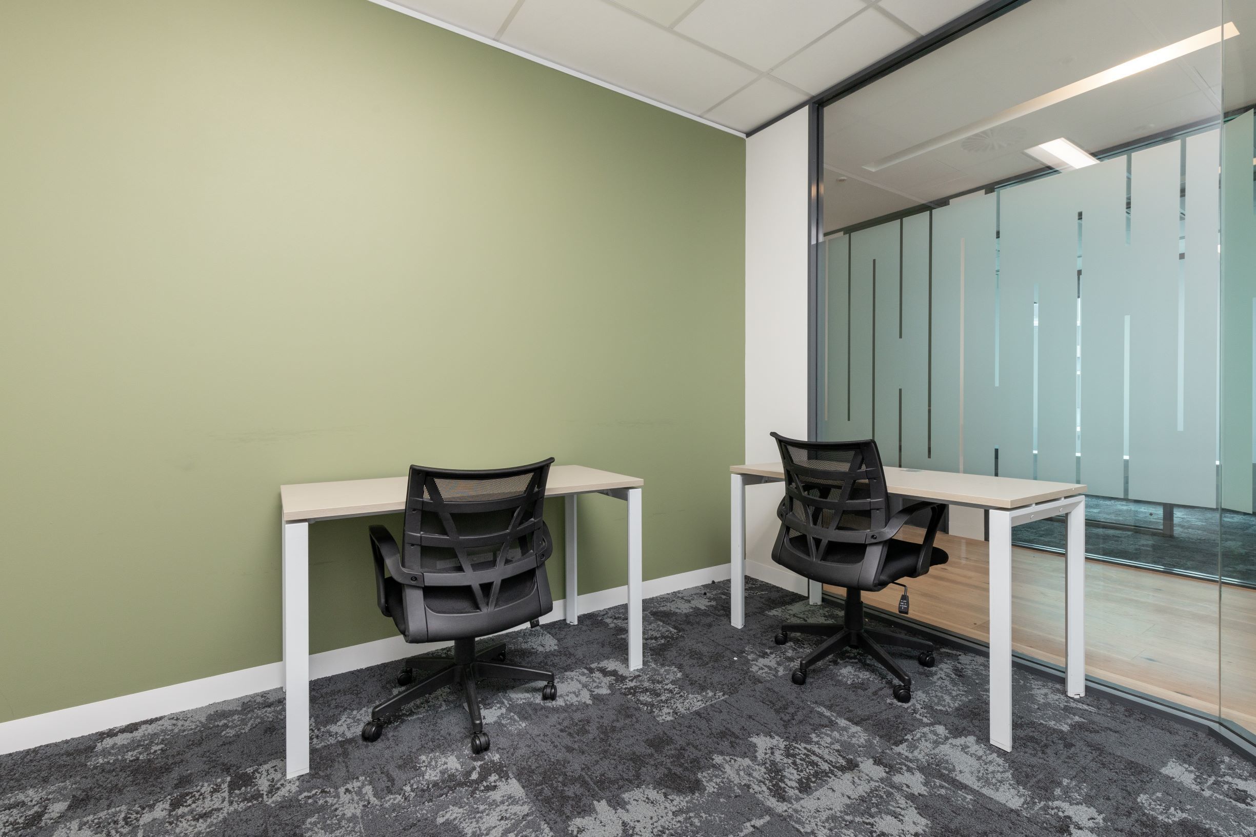 Flexible office memberships in Regus HWT Tower - Southbank Flexible office memberships in Regus HWT Tower - Southbank