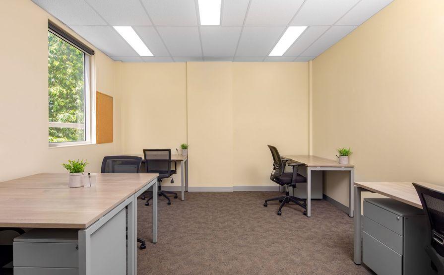 Fully serviced private office space for you and your team in Regus Mount Waverley