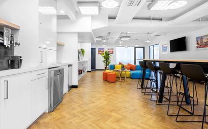 Private office space tailored to your business’ unique needs in Regus Ultimo Private office space tailored to your business’ unique needs in Regus Ultimo