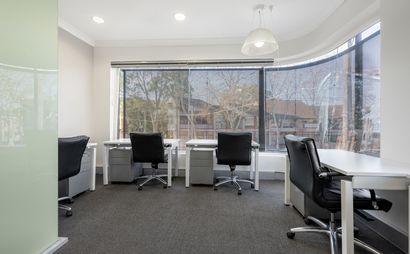 Find a dedicated desk in Regus Crows Nest Find a dedicated desk in Regus Crows Nest