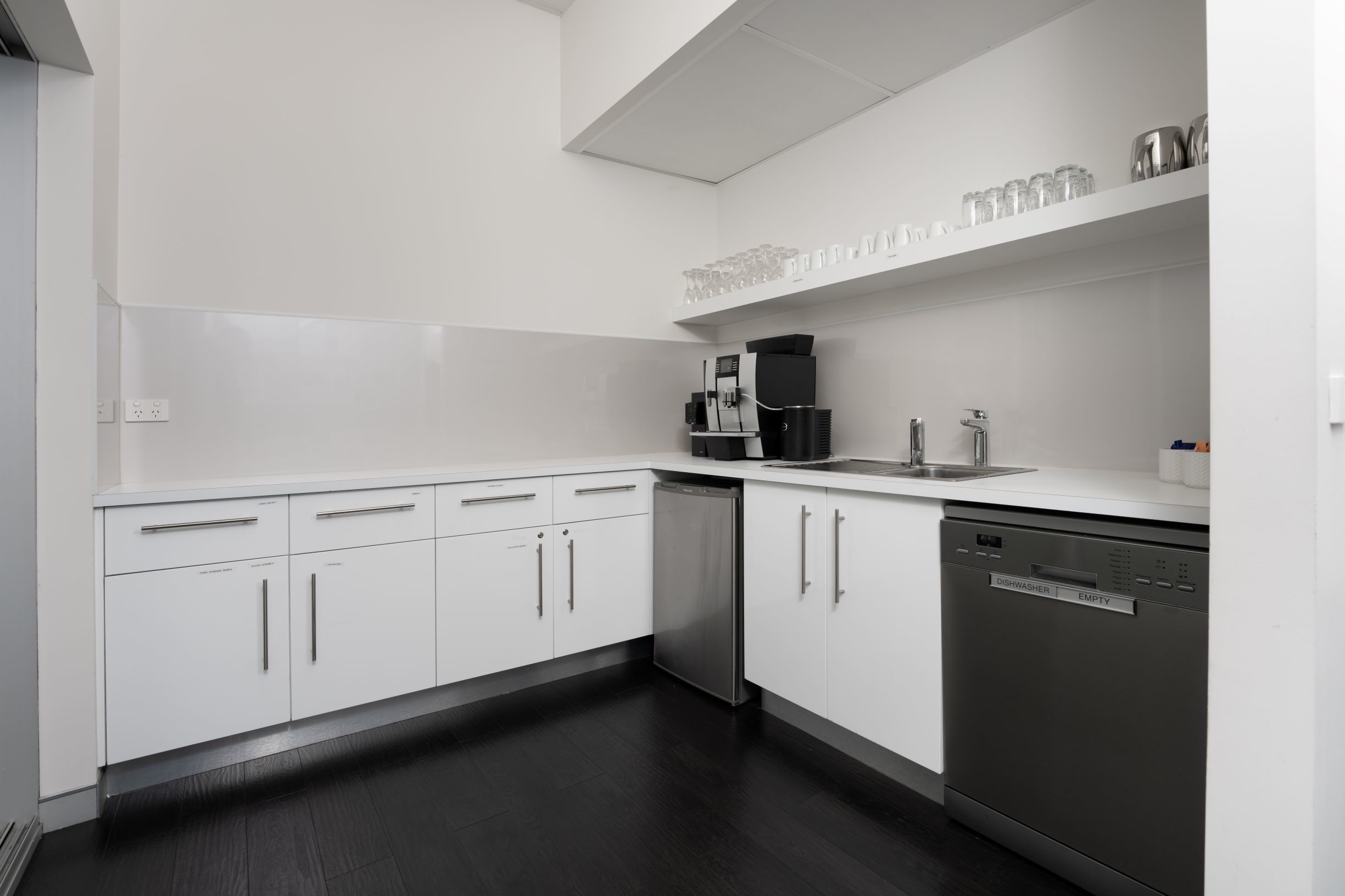 Flexible office memberships in Regus Balmain 