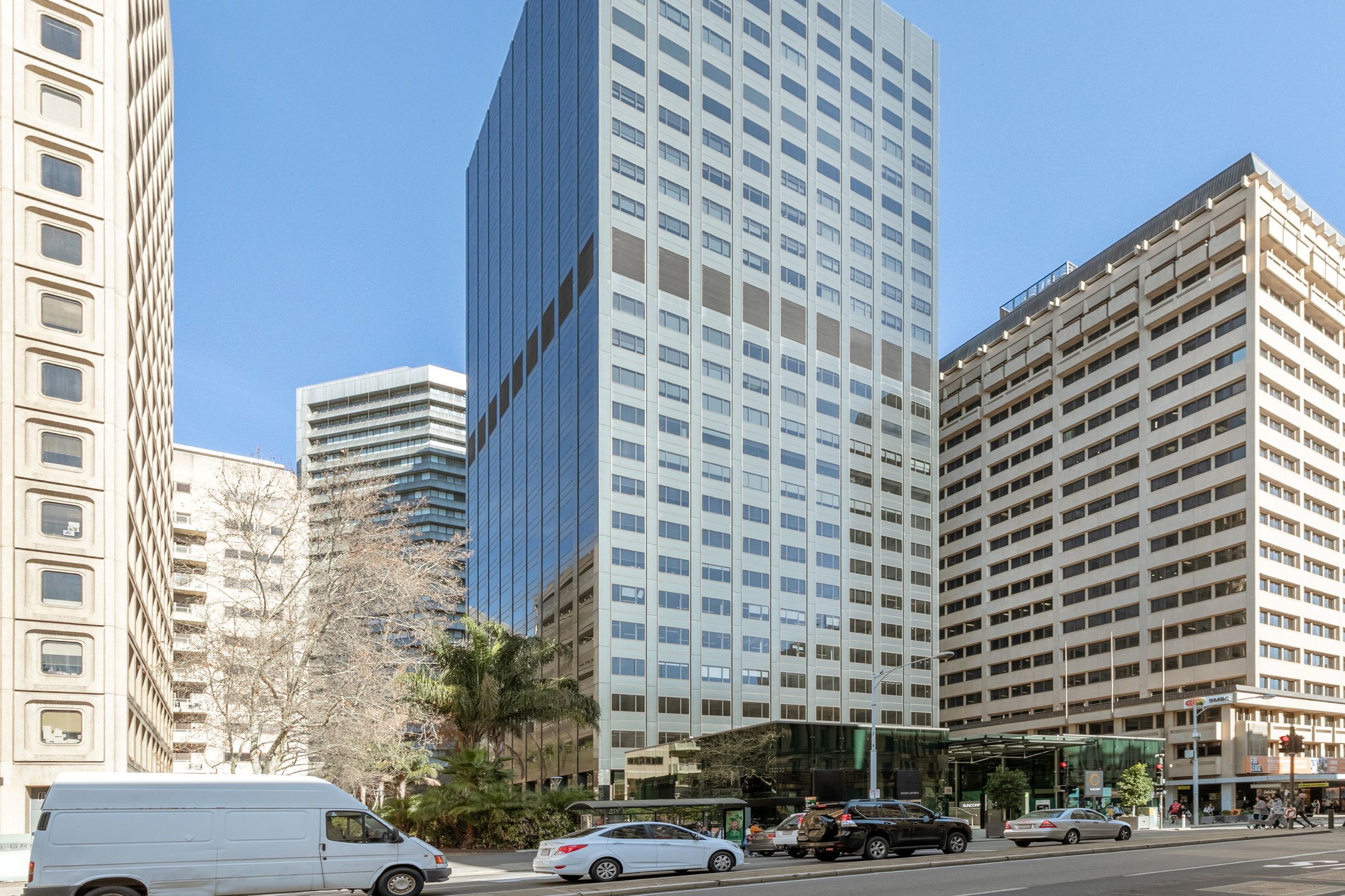 Access professional coworking space in Regus 25 Grenfell Street