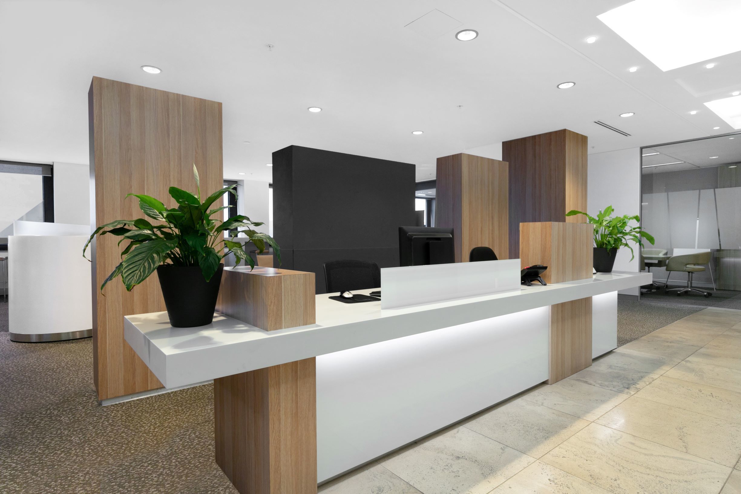 Access professional coworking space in Regus 25 Grenfell Street