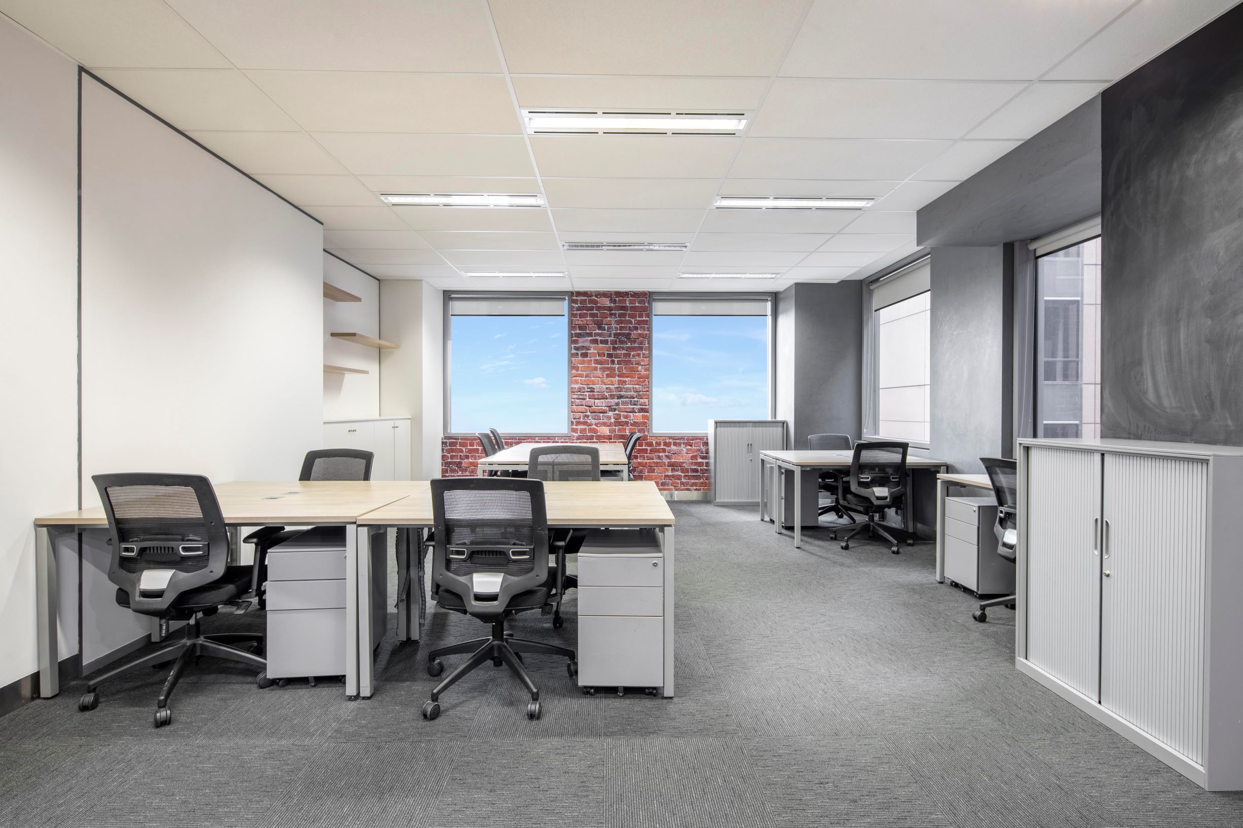 Book a reserved coworking spot or hot desk in Regus 90 Collins Street Book a reserved coworking spot or hot desk in Regus 90 Collins Street