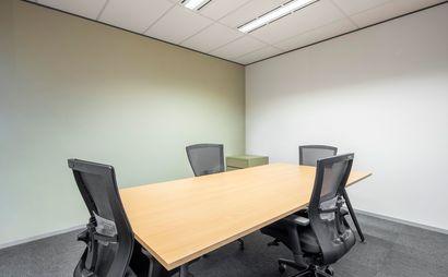 All-inclusive access to professional office space for 5 persons in Regus 90 Collins Street All-inclusive access to professional office space for 5 persons in Regus 90 Collins Street
