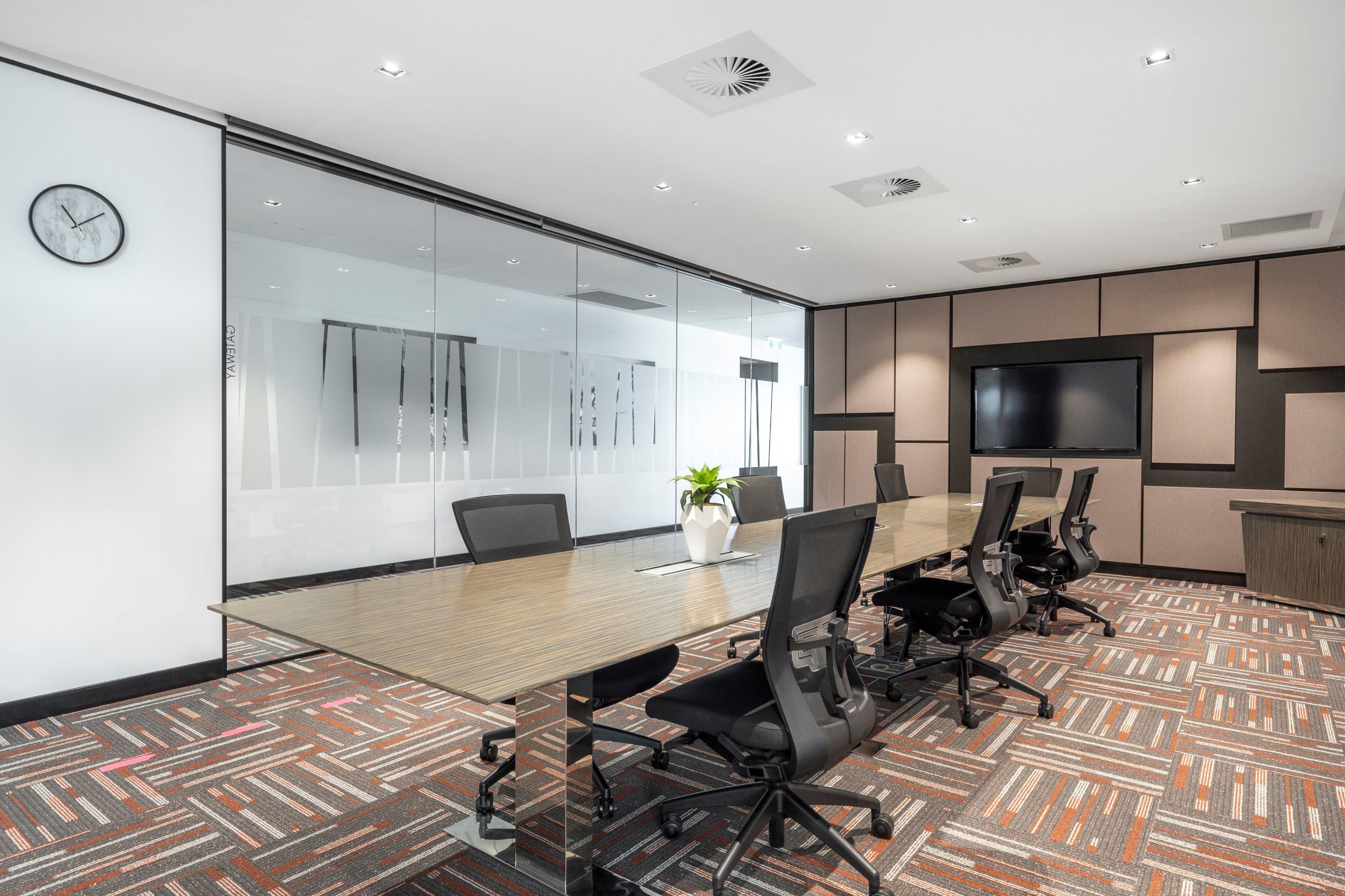 Virtual office in Regus 480 Queen Street