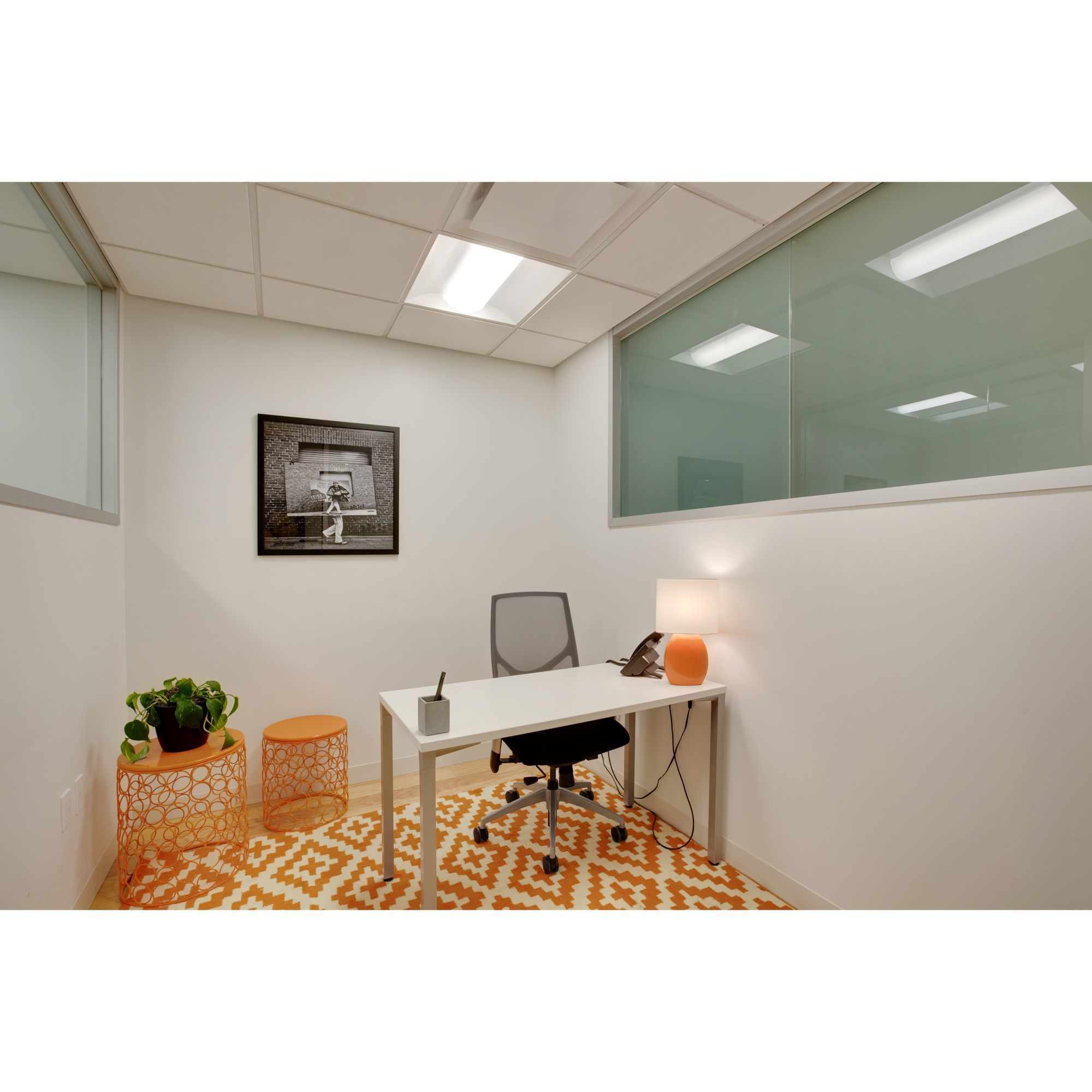 Tailor-made dream offices for 1 person in Spaces One Melbourne Quarter Tailor-made dream offices for 1 person in Spaces One Melbourne Quarter