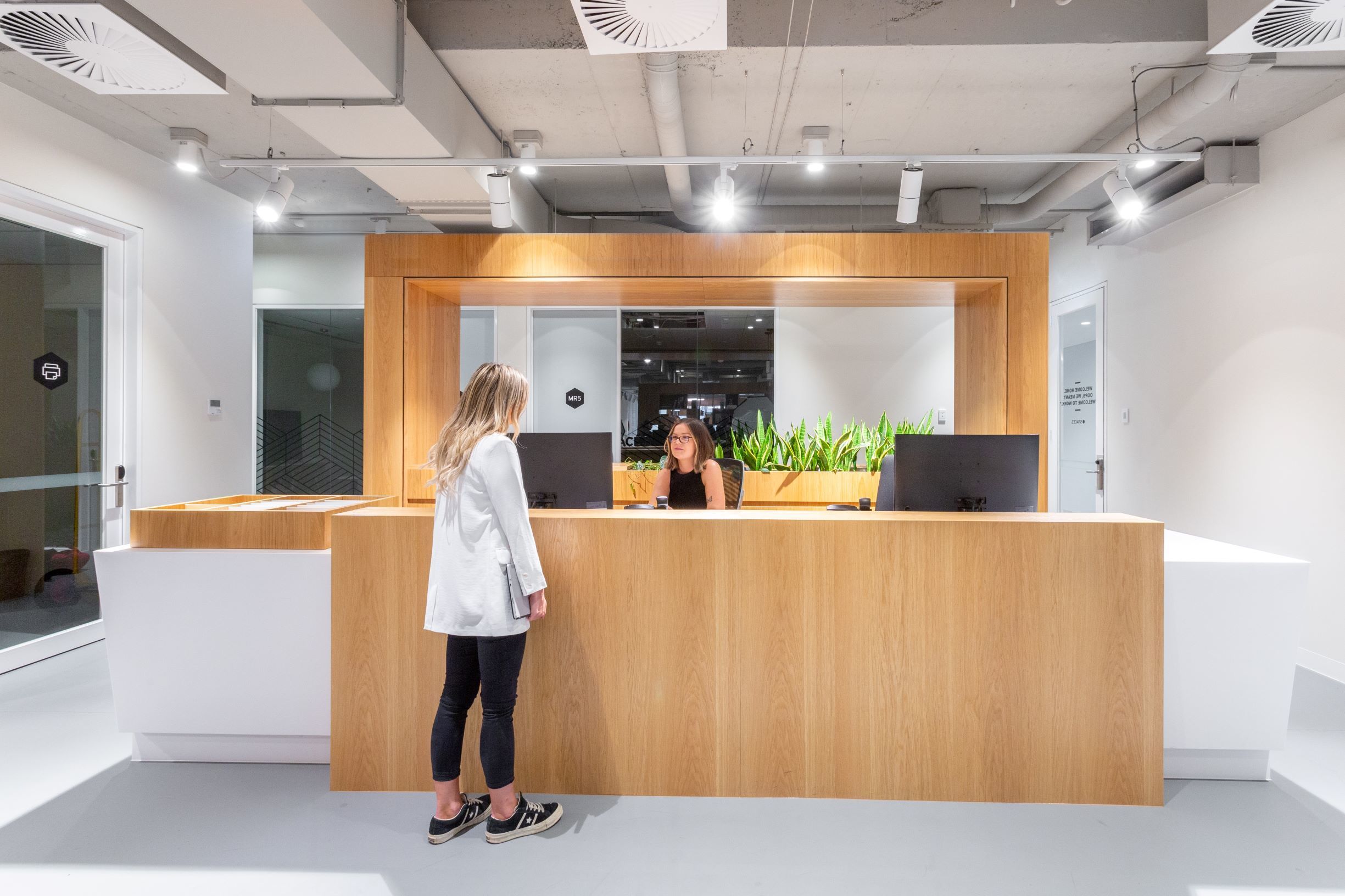 Tailor-made dream offices for 4 persons in Spaces One MQ Tailor-made dream offices for 4 persons in Spaces One MQ