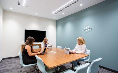 24/7 access to open plan office space for 10 persons in Spaces One MQ 24/7 access to open plan office space for 10 persons in Spaces One MQ