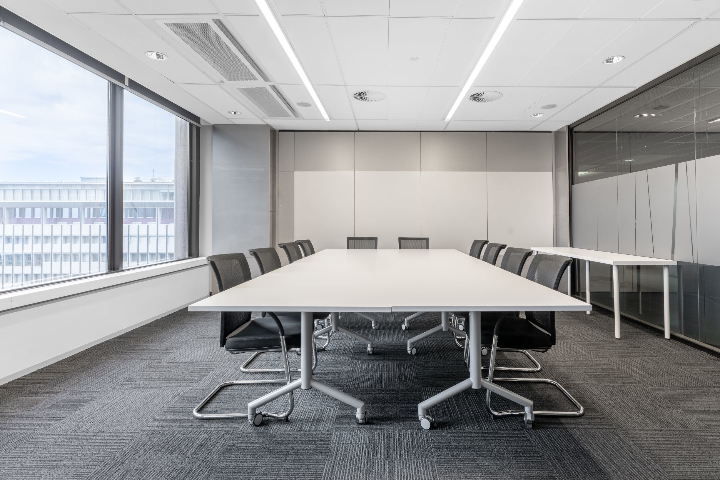 Private office space tailored to your business’ unique needs in Regus 52 Martin Place Private office space tailored to your business’ unique needs in Regus 52 Martin Place