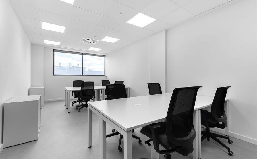 Fully serviced private office space for you and your team in Spaces Surry Hills