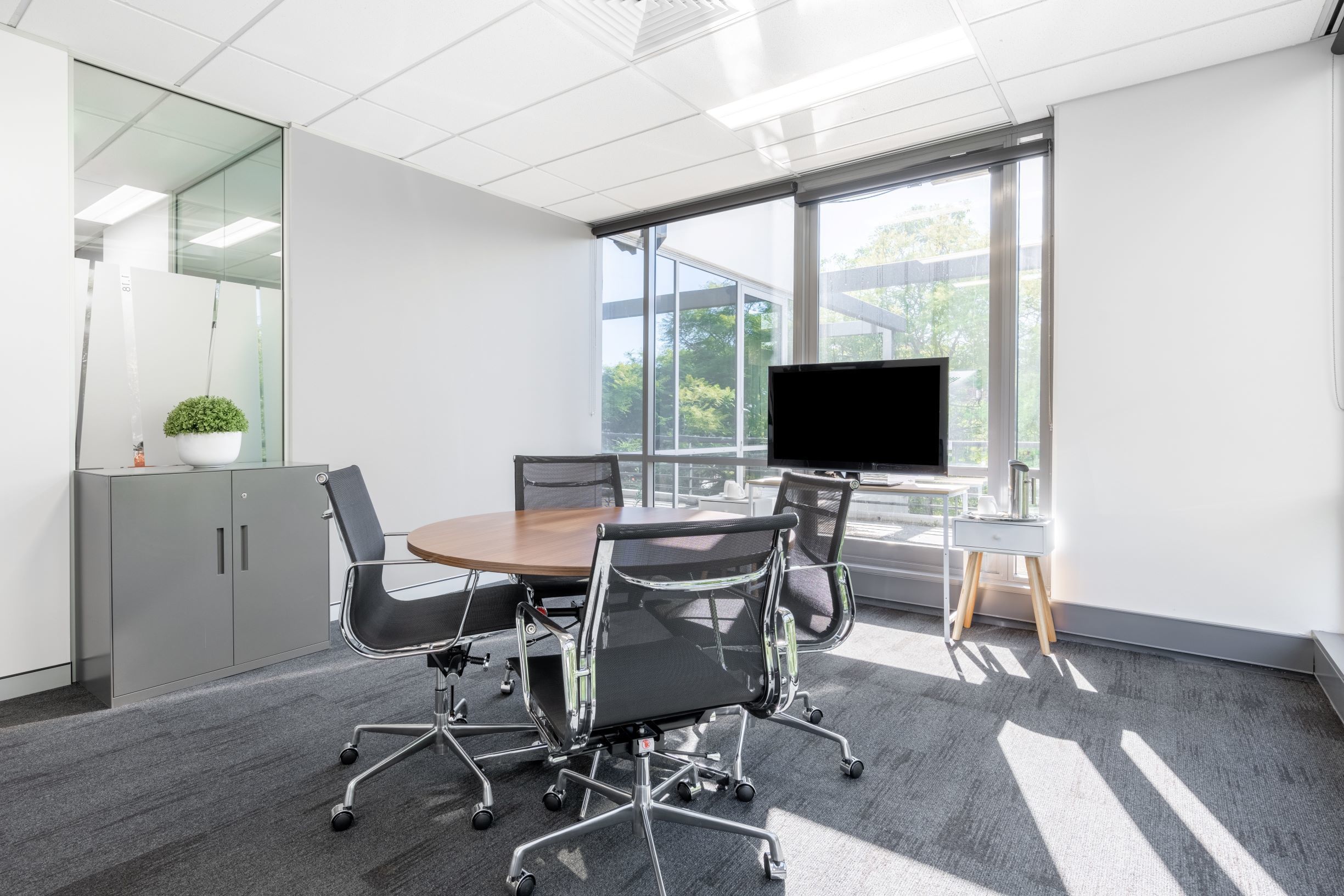 Unlimited coworking access in Regus Hornsby 