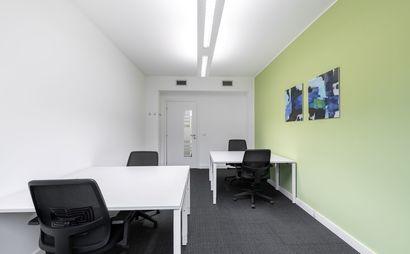 Find office space in Regus Gateway Business Center for 3 persons with everything taken care of Find office space in Regus Gateway Business Center for 3 persons with everything taken care of