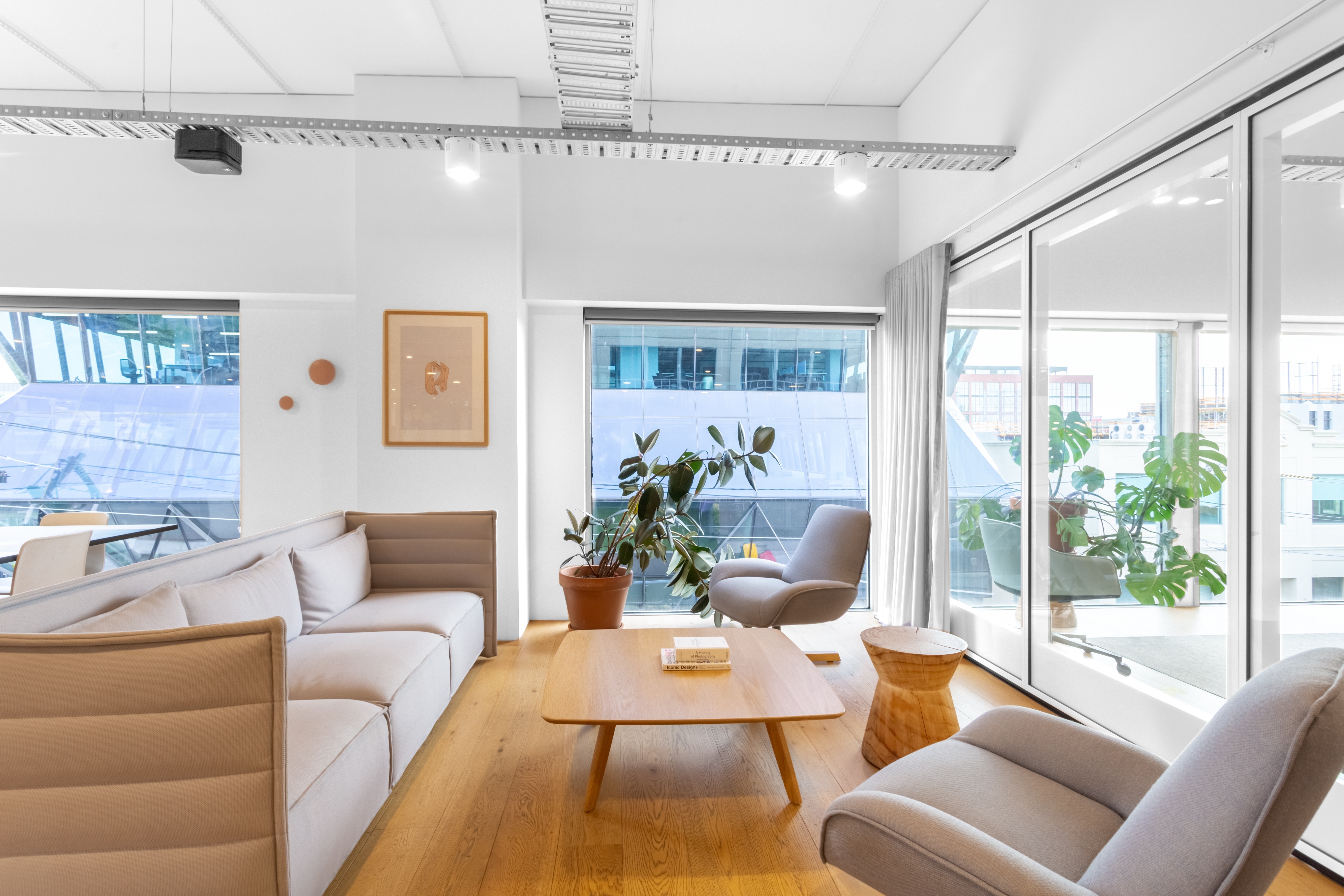 Join a thriving business community in Spaces Richmond