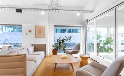 Beautifully designed office space for 5 persons in Spaces Richmond Beautifully designed office space for 5 persons in Spaces Richmond