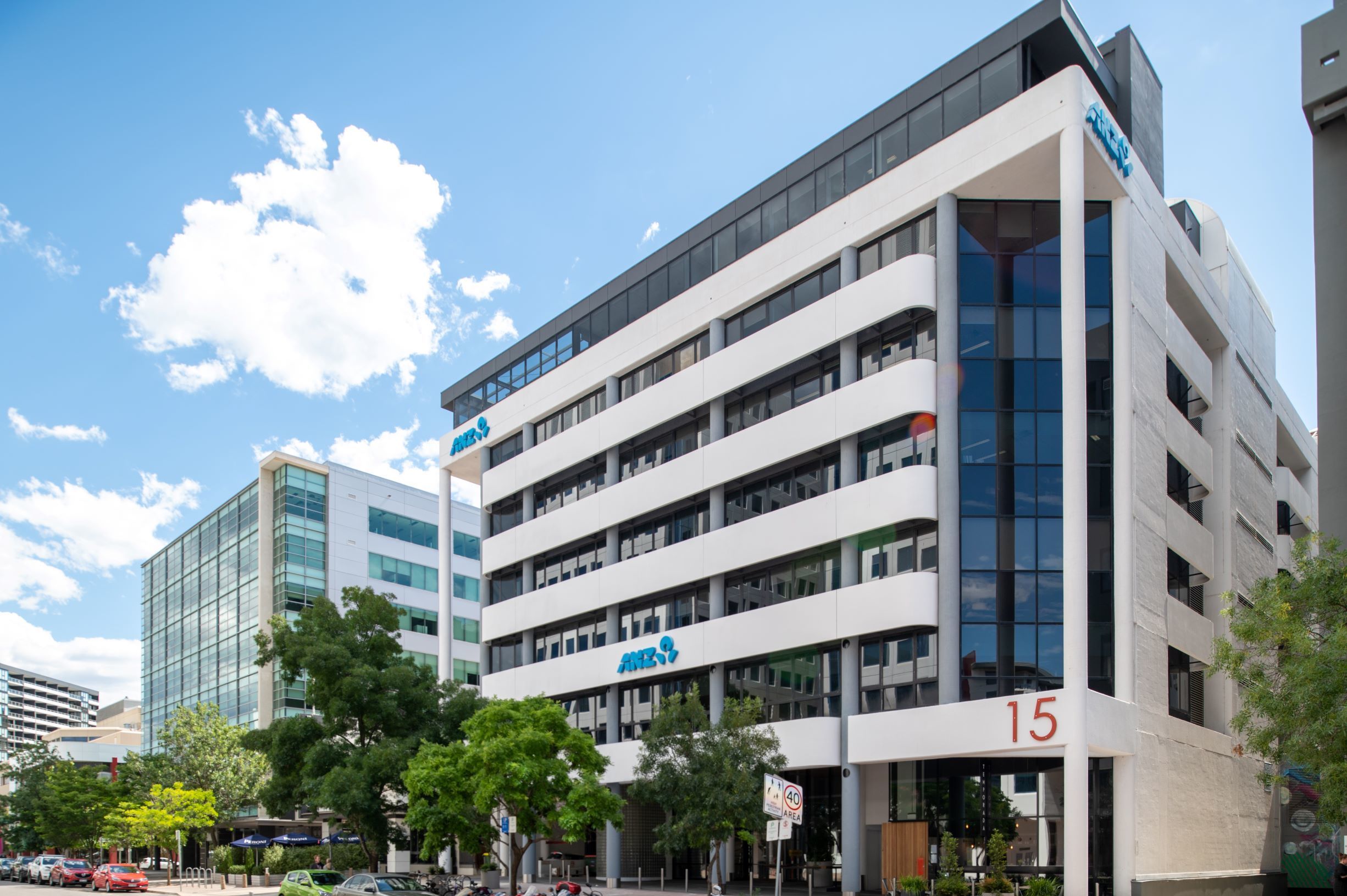 Coworking space in Regus 15 Moore Street