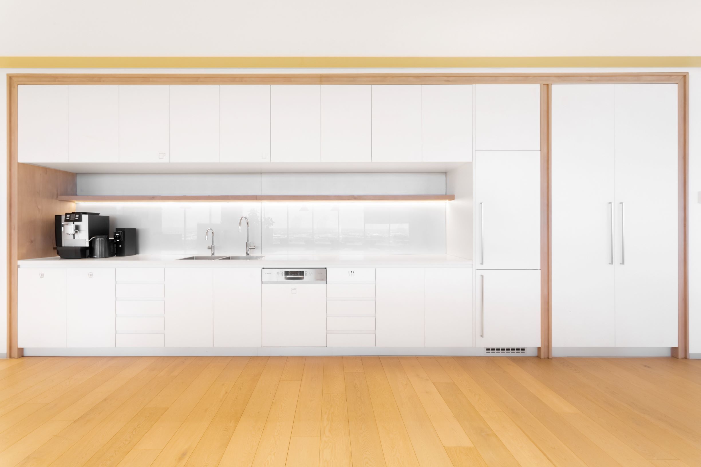 Unlimited office access in Regus Dandenong