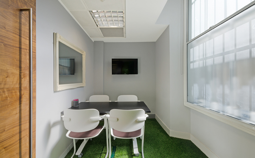 Fixed Desk Fixed Desk