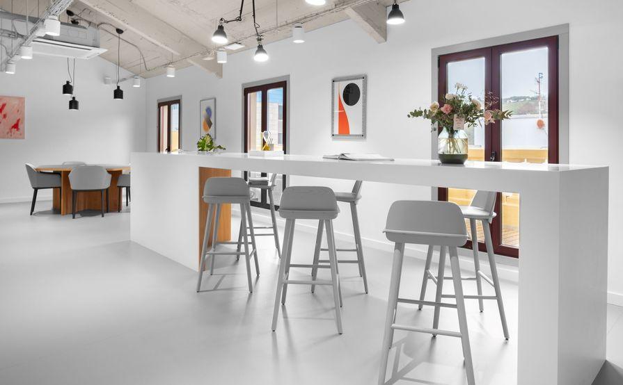 Fully serviced open plan office space for you and your team in Spaces Martin Place Fully serviced open plan office space for you and your team in Spaces Martin Place