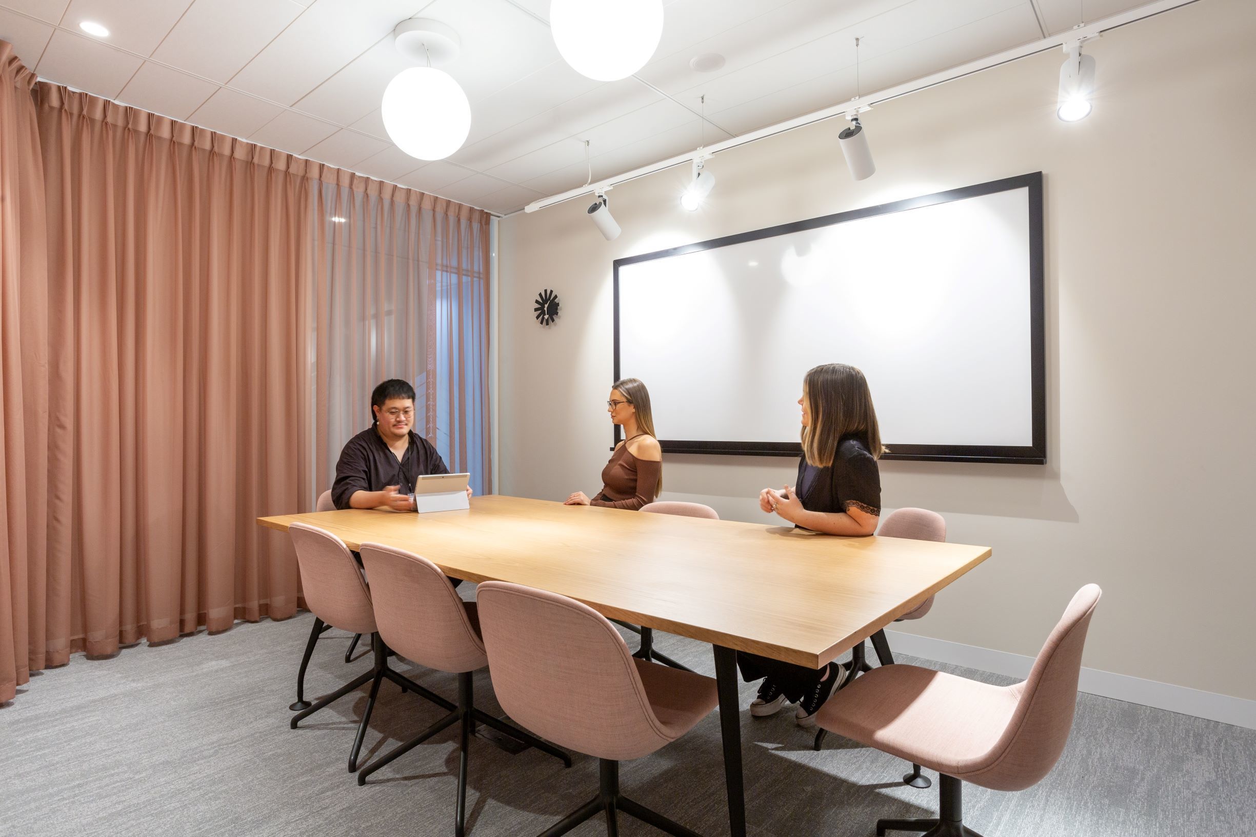 Beautifully designed open plan office space for 10 persons in Spaces Two Melbourne Quarter Beautifully designed open plan office space for 10 persons in Spaces Two Melbourne Quarter
