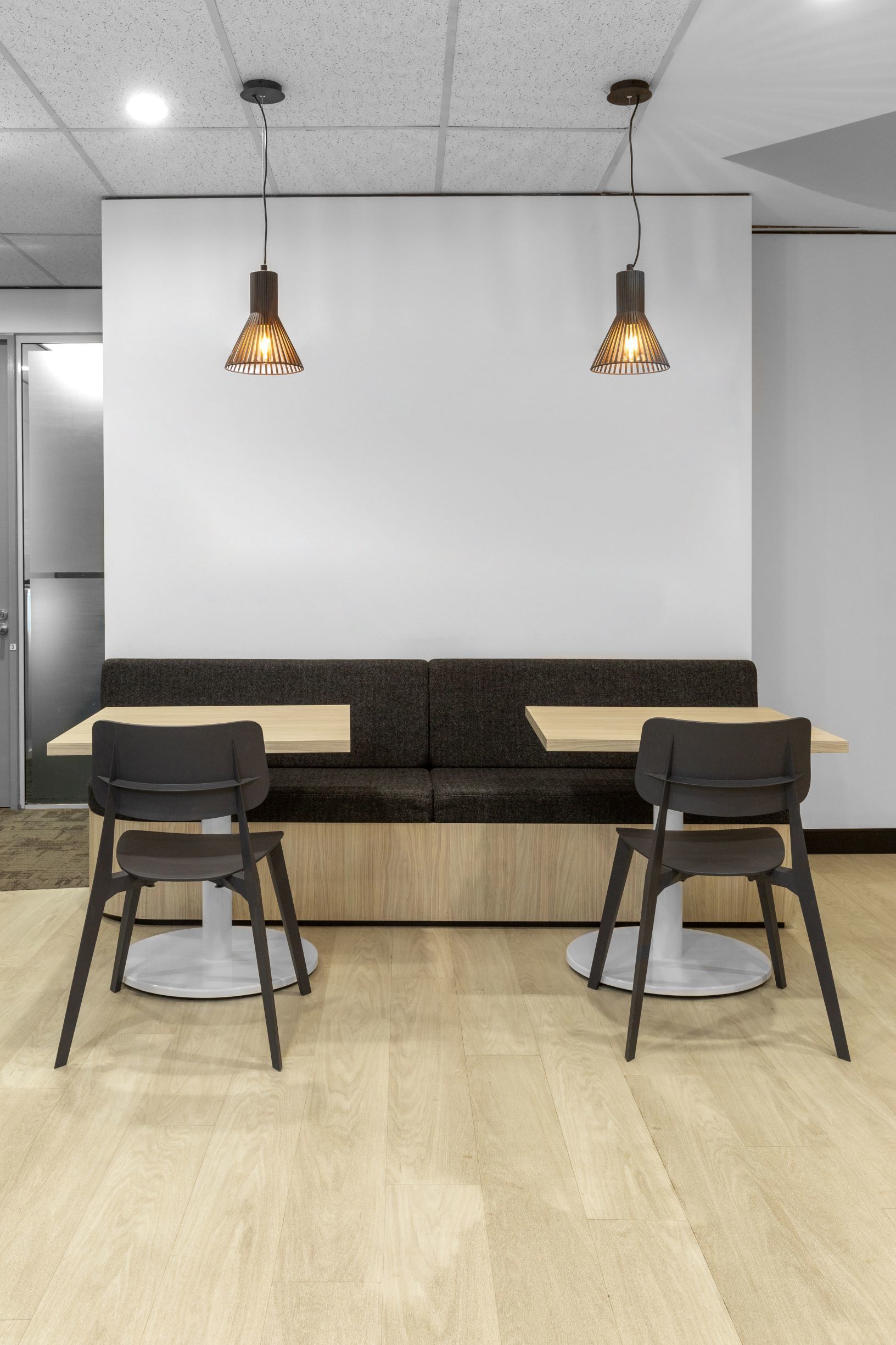 Access professional coworking space in Regus Forrest Centre