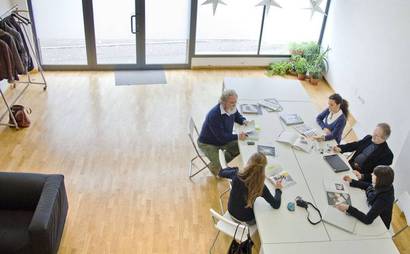 Meeting Room - Cowo360 Meeting Room - Cowo360