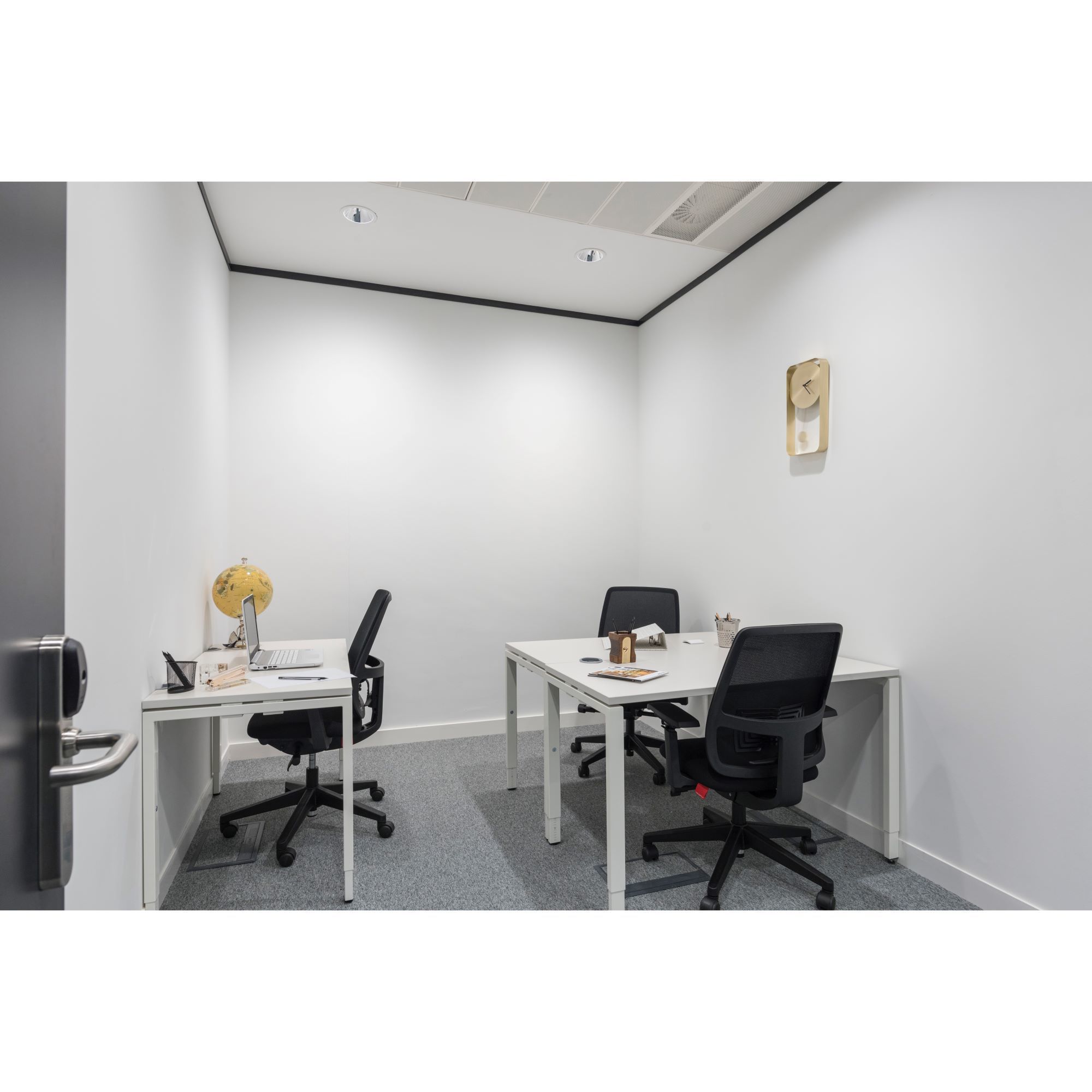 Tailor-made dream offices for 3 persons in Spaces Rialto Tailor-made dream offices for 3 persons in Spaces Rialto