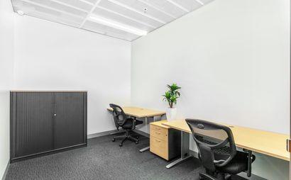 Private office space for 2 persons in Regus 121 King William Street Private office space for 2 persons in Regus 121 King William Street