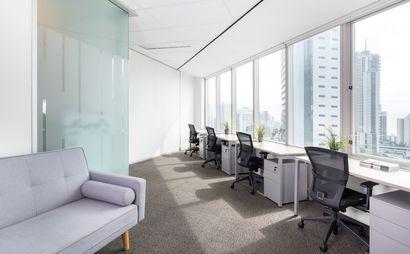 All-inclusive access to professional office space for 4 persons in Regus Surfers Paradise All-inclusive access to professional office space for 4 persons in Regus Surfers Paradise