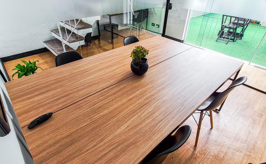 Sala de Reunião para 4 ou 6 pessoas - Realize Coworking Tatuapé Sala de Reunião para 4 ou 6 pessoas - Realize Coworking Tatuapé