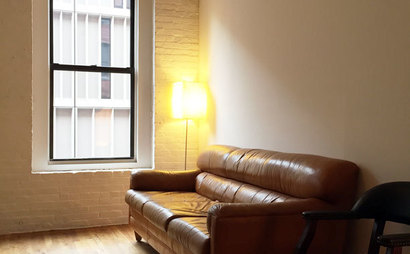 Desk in prime DUMBO building Desk in prime DUMBO building