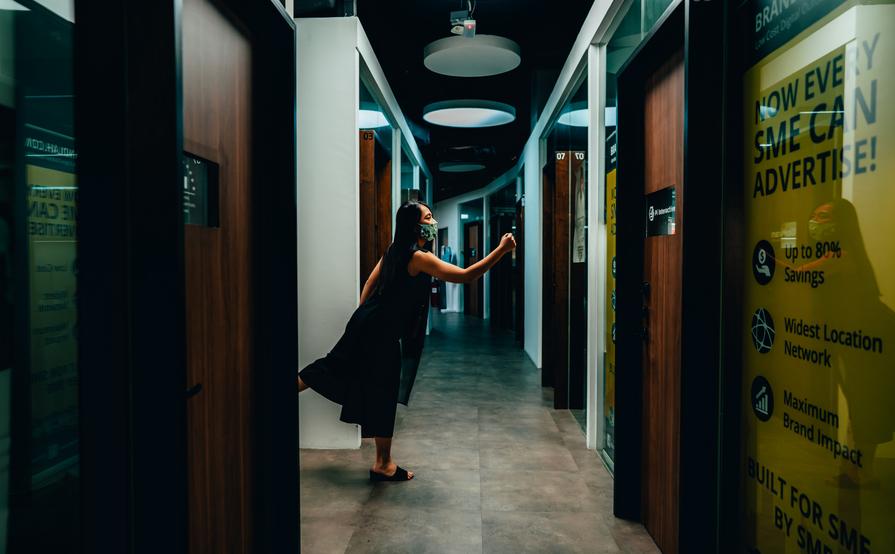 Premium Office Suite (From 2 to 10 Pax) Premium Office Suite (From 2 to 10 Pax)